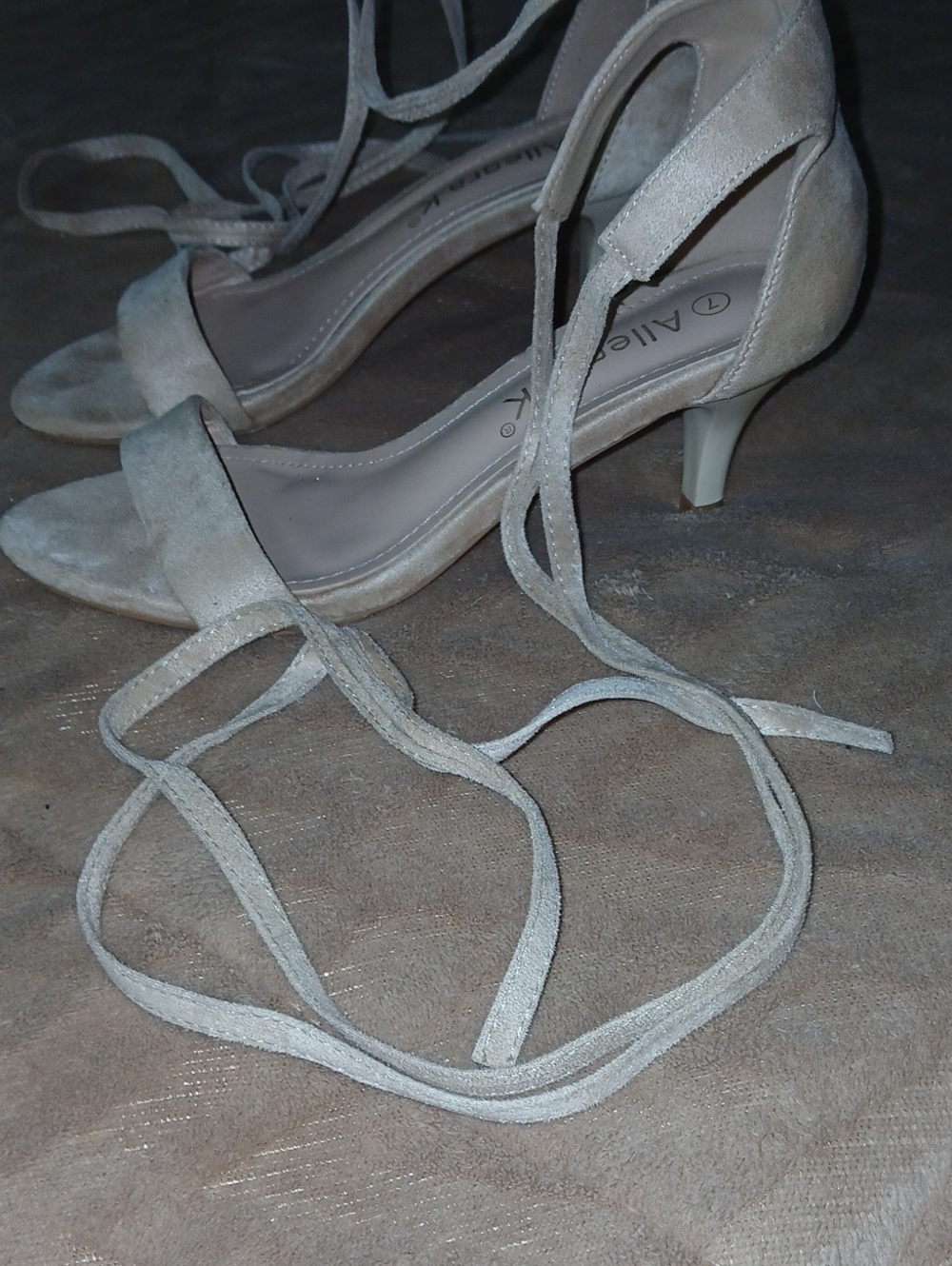 Womens Allegra K Beige Suede Ankle Wrap Ties Open-Toes Strappy Heels.   Sz: 7